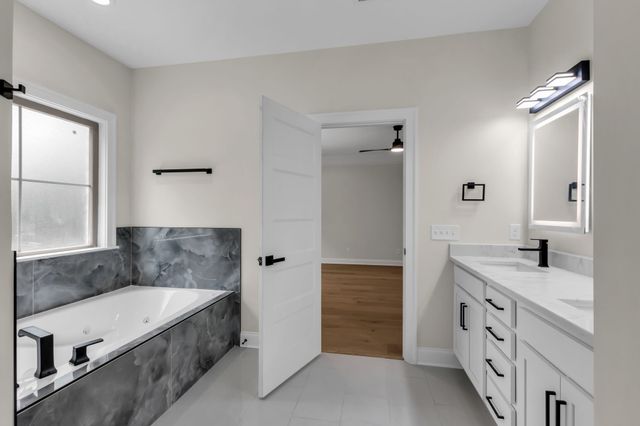 4510 Pat Nixon Ct, Murfreesboro, TN 37130