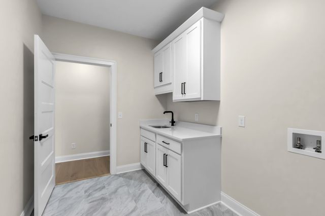 4510 Pat Nixon Ct, Murfreesboro, TN 37130