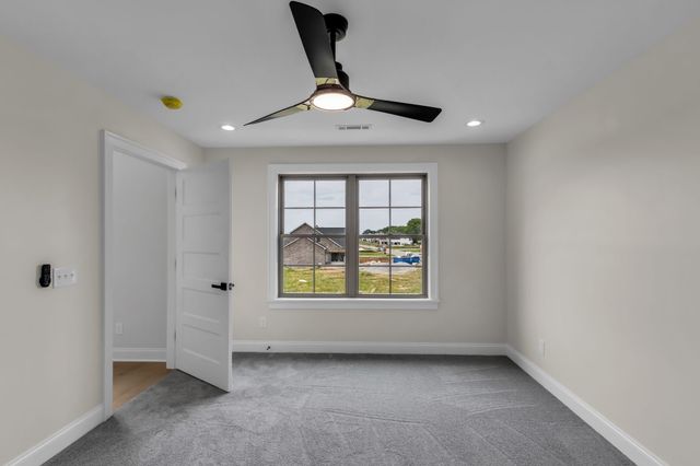4510 Pat Nixon Ct, Murfreesboro, TN 37130