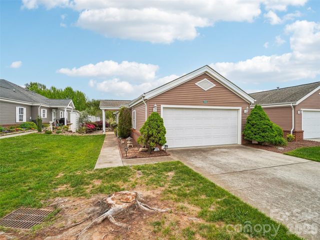 21 Heather Way A, Candler, NC 28715