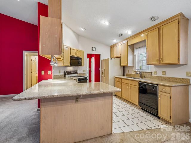 21 Heather Way A, Candler, NC 28715