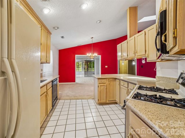 21 Heather Way A, Candler, NC 28715
