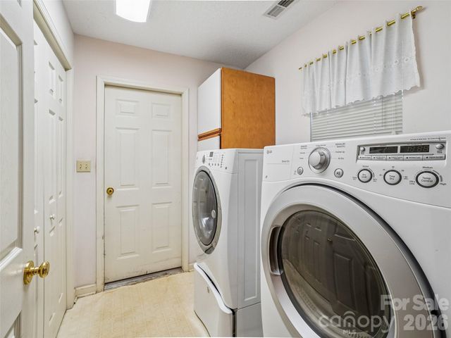 21 Heather Way A, Candler, NC 28715