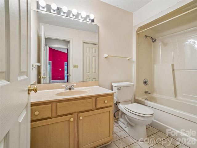 21 Heather Way A, Candler, NC 28715