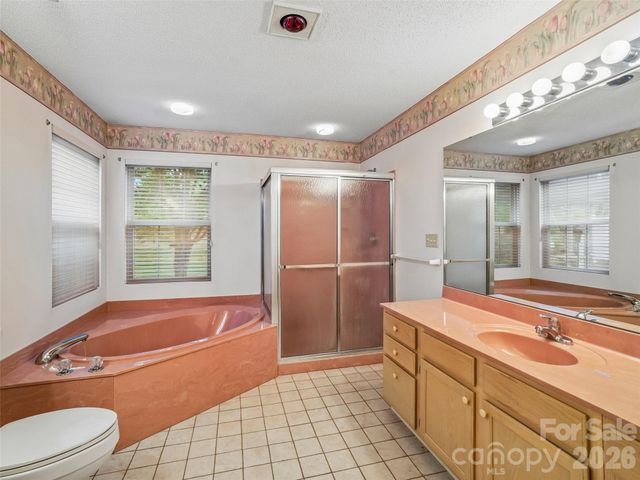 21 Heather Way A, Candler, NC 28715