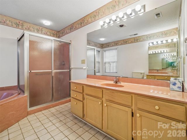 21 Heather Way A, Candler, NC 28715