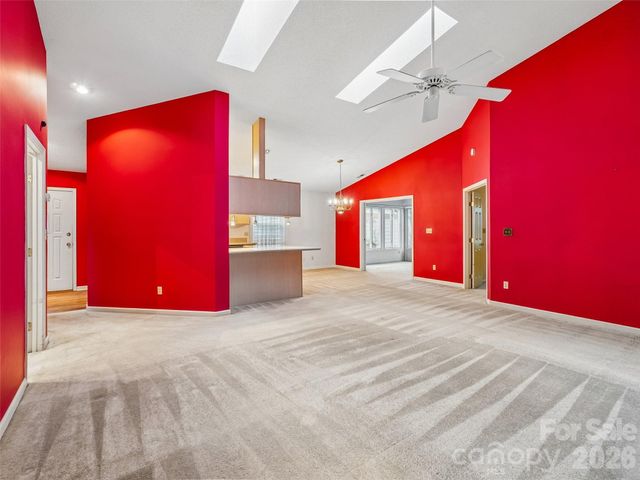 21 Heather Way A, Candler, NC 28715