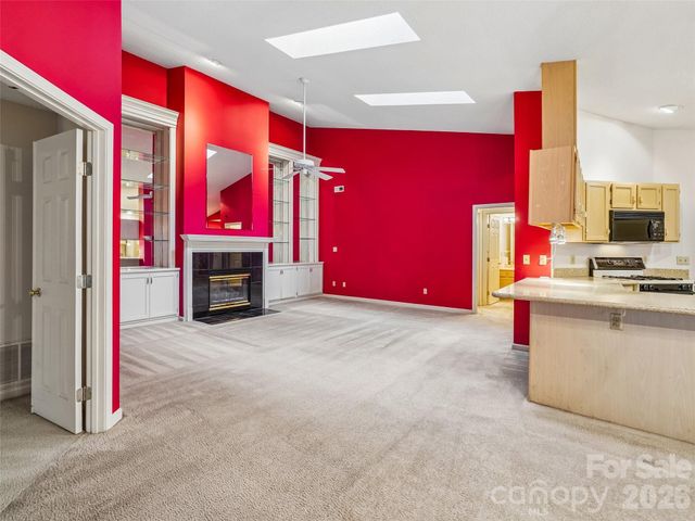 21 Heather Way A, Candler, NC 28715