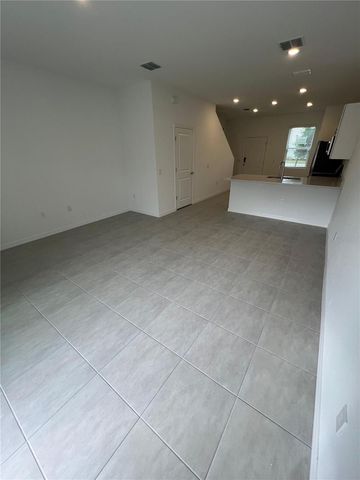 2983 SKYLINE LOOP, Kissimmee, FL 34758