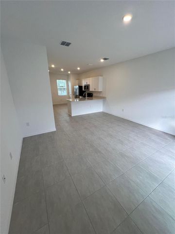 2983 SKYLINE LOOP, Kissimmee, FL 34758