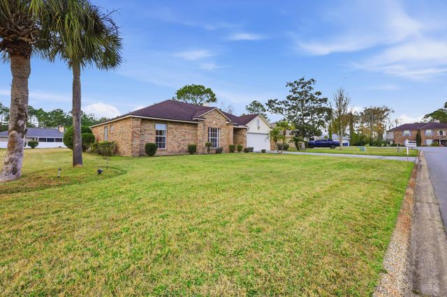 4628 Legends Ln, Elkton, FL 32033