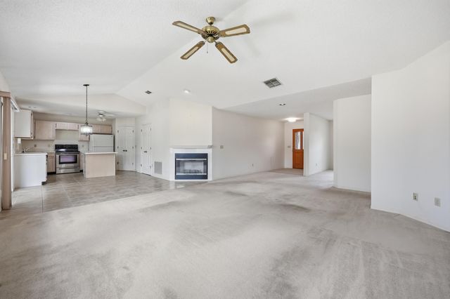 4628 Legends Ln, Elkton, FL 32033