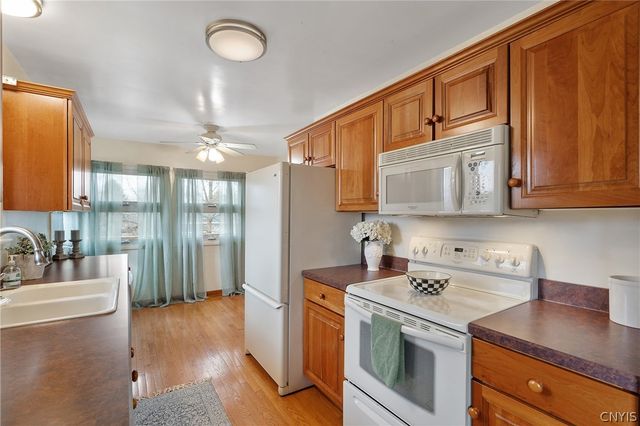 123 Forrest Way, Camillus, NY 13031