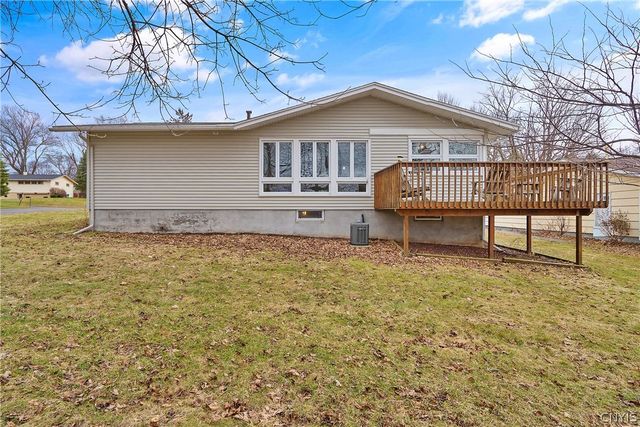 123 Forrest Way, Camillus, NY 13031