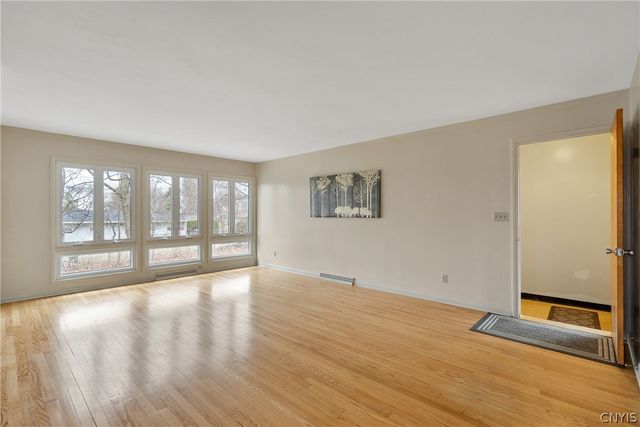 123 Forrest Way, Camillus, NY 13031