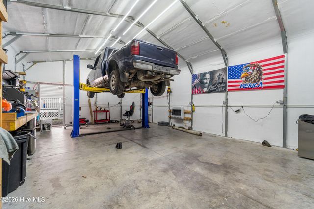 311 Petersburg Road, Richlands, NC 28574