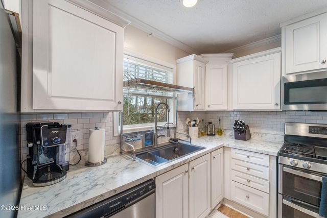 311 Petersburg Road, Richlands, NC 28574