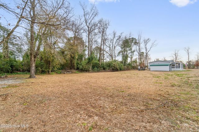 311 Petersburg Road, Richlands, NC 28574