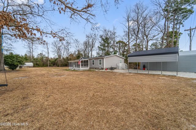 311 Petersburg Road, Richlands, NC 28574