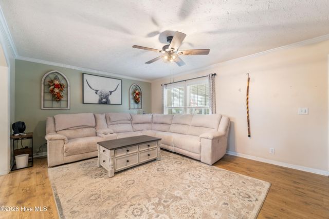 311 Petersburg Road, Richlands, NC 28574