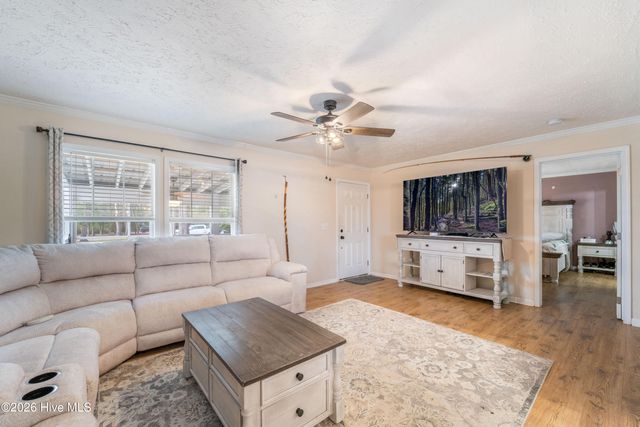 311 Petersburg Road, Richlands, NC 28574