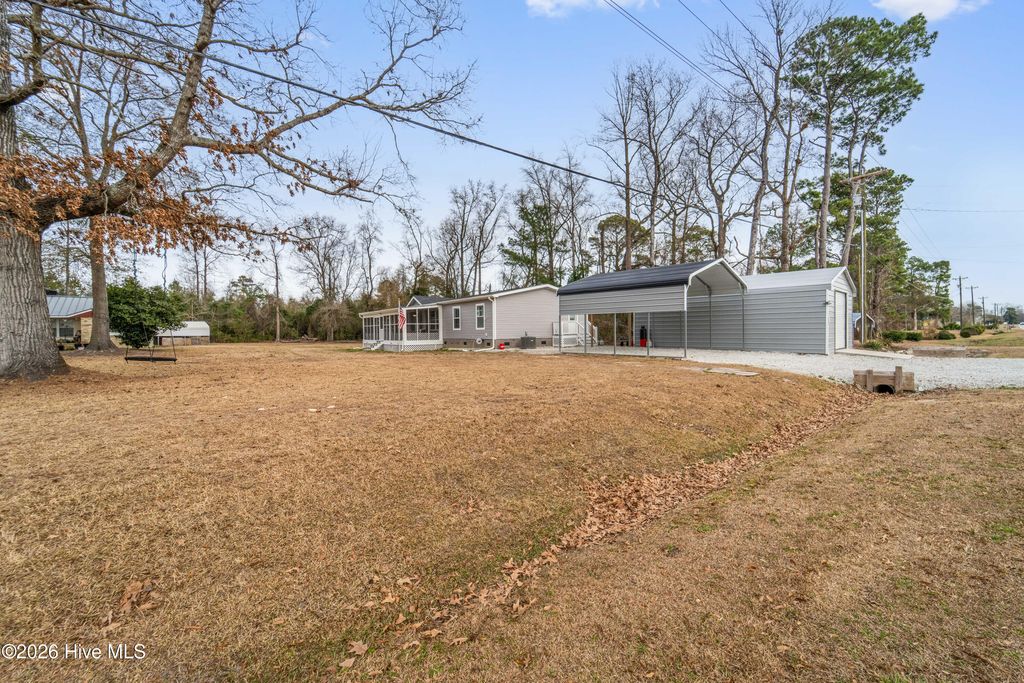 311 Petersburg Road, Richlands, NC 28574