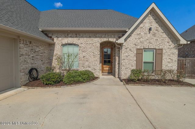 609 Gloucester Way, Flowood, MS 39232