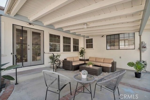 725 Tufts Avenue, Burbank, CA 91504