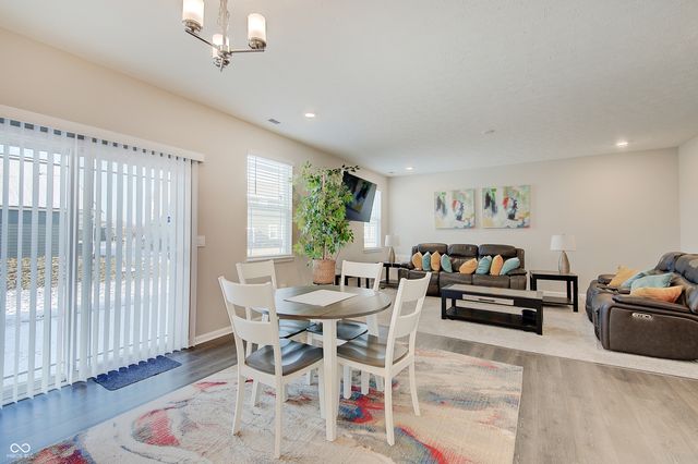 5782 Handbell Lane, Greenwood, IN 46143