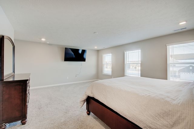 5782 Handbell Lane, Greenwood, IN 46143