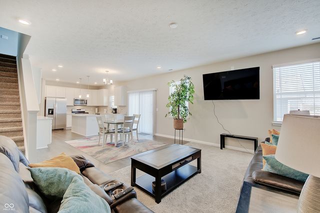 5782 Handbell Lane, Greenwood, IN 46143