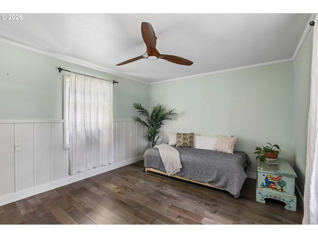731 Sw MAPLECREST Dr, Portland, OR 97219