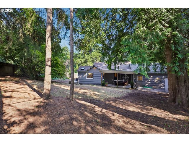 731 Sw MAPLECREST Dr, Portland, OR 97219