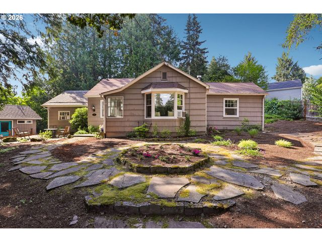 731 Sw MAPLECREST Dr, Portland, OR 97219