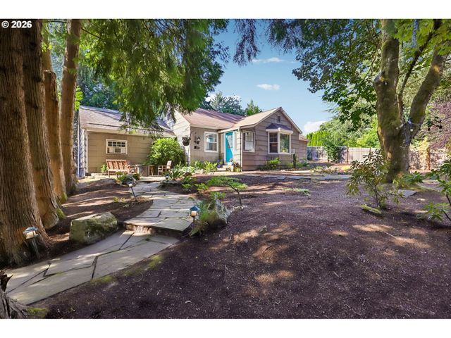 731 Sw MAPLECREST Dr, Portland, OR 97219