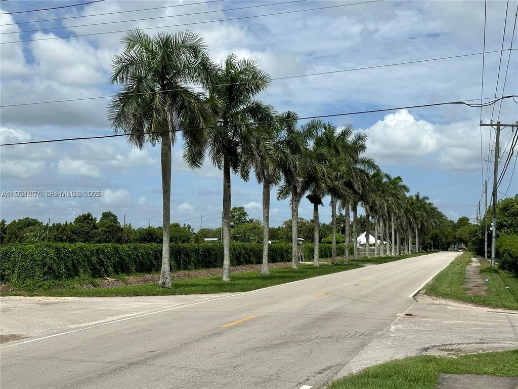 1640x SW 248 Street, Homestead, FL 33031