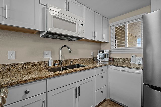 4808 N Ocean Blvd Unit F, North Myrtle Beach, SC 29582