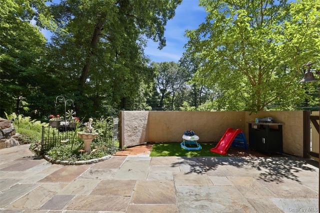 220 Mill River Road, Chappaqua, NY 10514