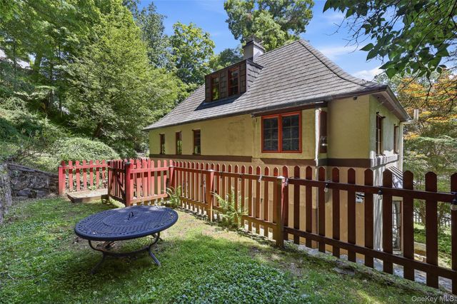 220 Mill River Road, Chappaqua, NY 10514