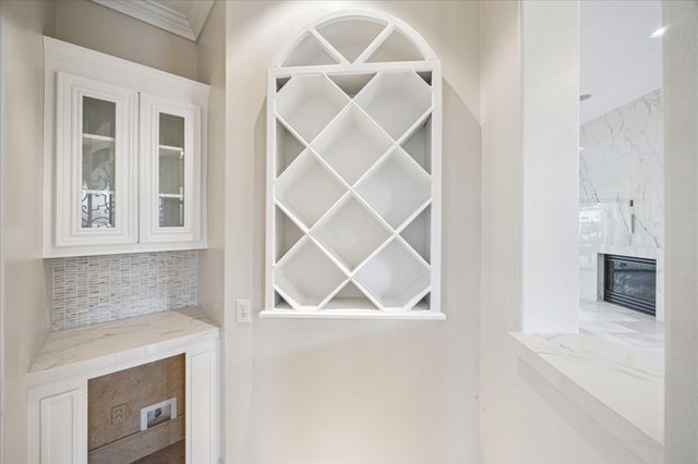 3503 St Tropez Way, Houston, TX 77082