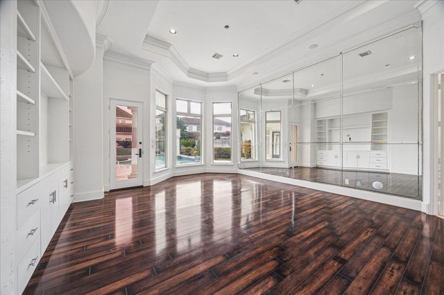 3503 St Tropez Way, Houston, TX 77082