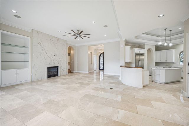 3503 St Tropez Way, Houston, TX 77082