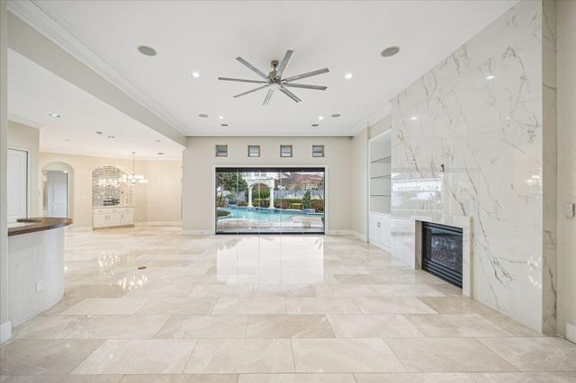 3503 St Tropez Way, Houston, TX 77082