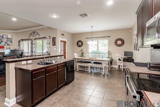 4843 Knight Dr, Zachary, LA 70791