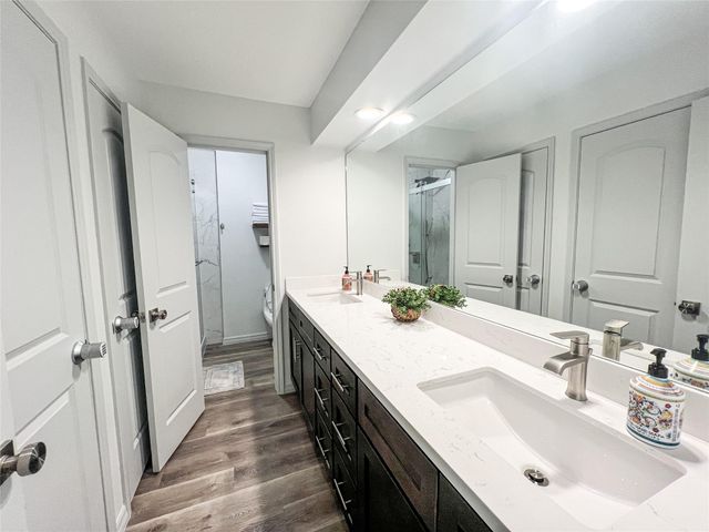 11507 Willwood Drive, Houston, TX 77072