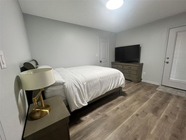 11507 Willwood Drive, Houston, TX 77072