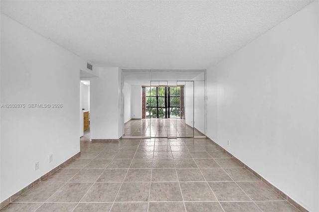 1000 Parkview Dr 229, Hallandale Beach, FL 33009