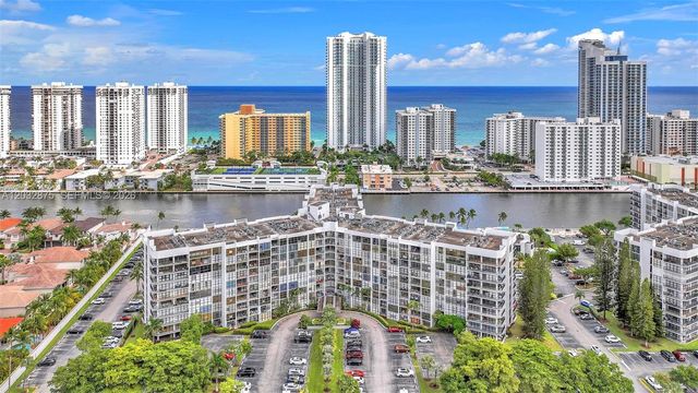1000 Parkview Dr 229, Hallandale Beach, FL 33009
