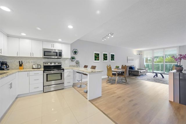 19370 Collins Avenue 225, Sunny Isles Beach, FL 33160