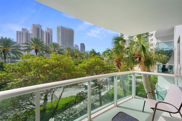 19370 Collins Avenue 225, Sunny Isles Beach, FL 33160